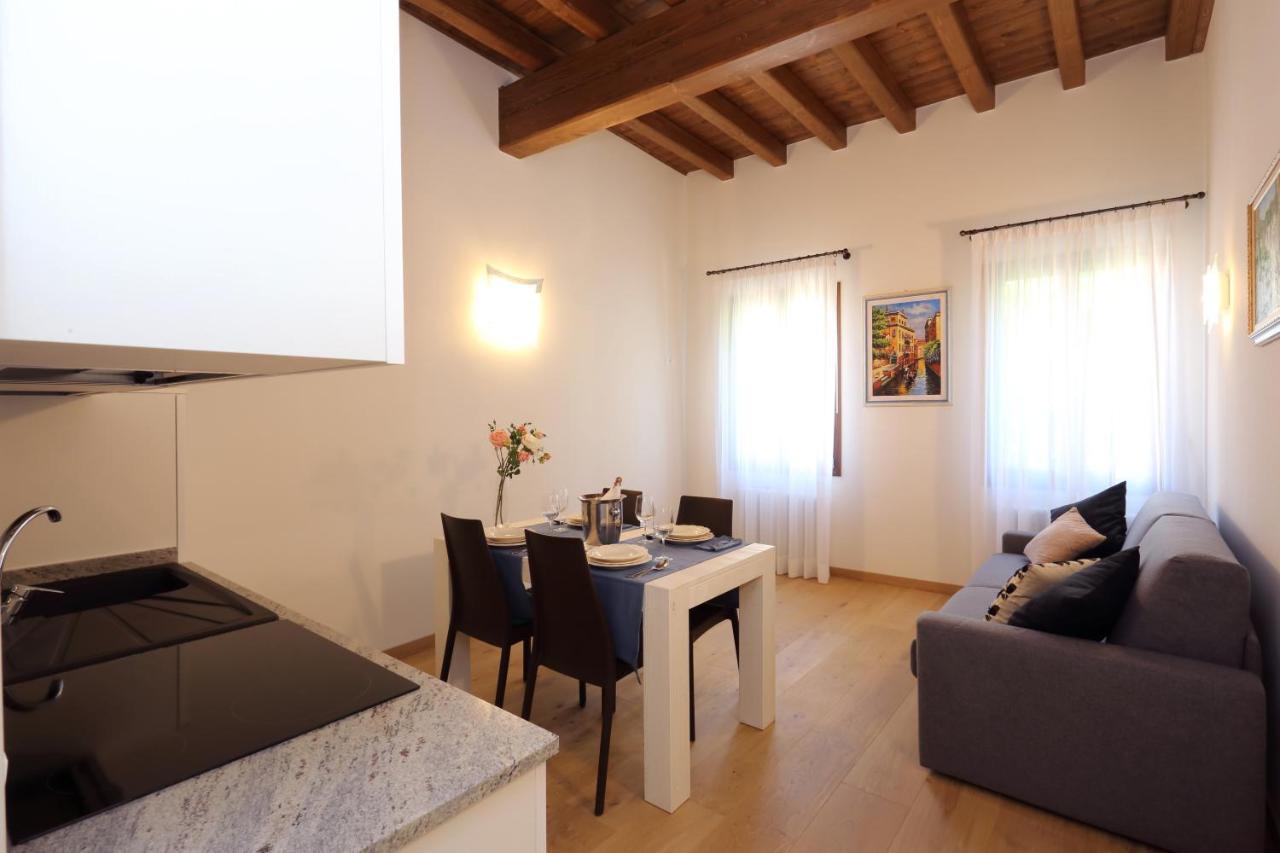 Ca' Del Pittor Apartments - Tiziano Venedig Exteriör bild